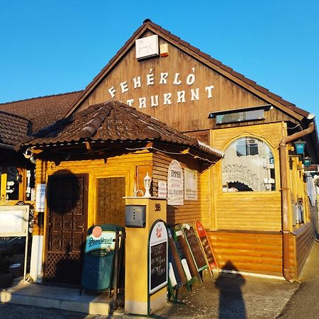 Fehérló Vendégház&Restaurant Bük Extérieur photo