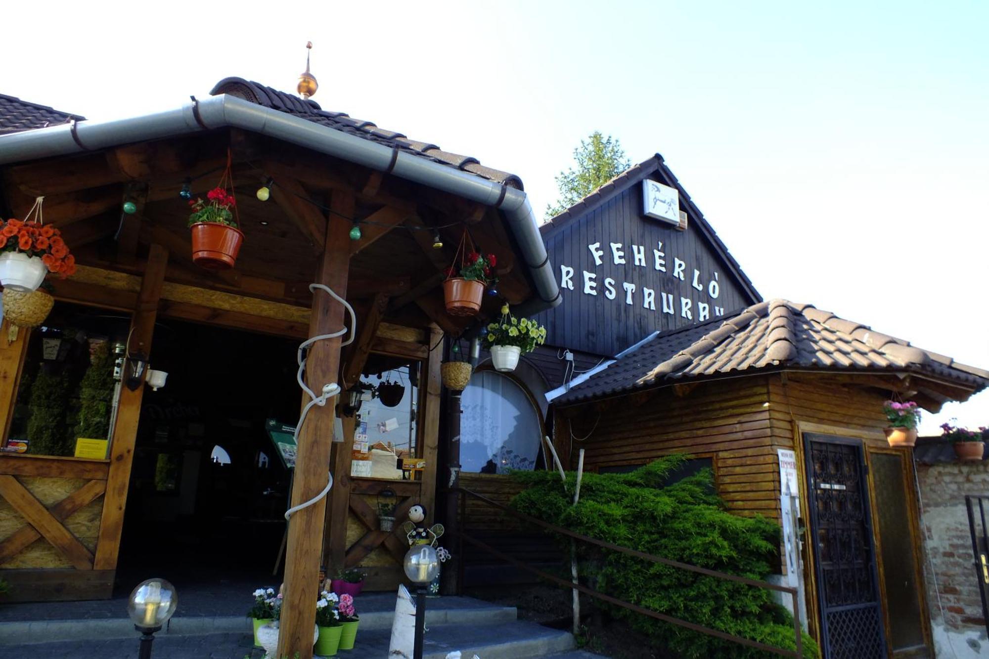 Fehérló Vendégház&Restaurant Bük Extérieur photo
